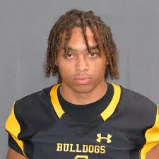 Darnell Bates's Instagram, Twitter & Facebook