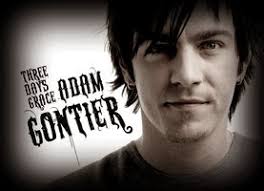 Liza Pink : POR ONDE ANDA ADAM GONTIER DO THREE DAYS GRACE?