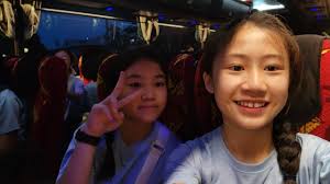 Happy morning sending her off to school graduation for 2 days 1 night  trip🌈 Wonderful to see her experience new adventures with teachers and  friends today.. I can feel her begin journey