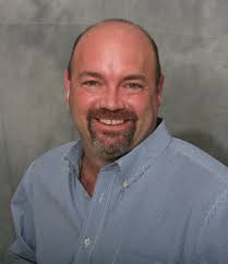 Dennis Grubb's Instagram, Twitter & Facebook