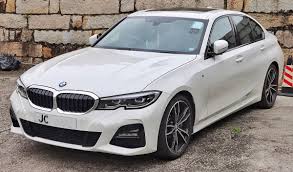 The target all other luxury sports sedans aim at, the bmw 330i enters 2017 with a new engine. Bmw 3 Series G20 Wikipedia