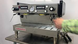 The linea from la marzocco, handcrafted in the finest italian tradition, features double stainless steel boilers and saturated groups designed for extremely stable temperature and maximized steam capacity. 2016 La Marzocco Linea 2av Auto Volumetric Espresso Machine Voltage Coffee Supply Youtube