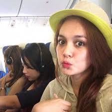 Nik zaris nelydia senrose nik sen nama komersial: Nelydia Senrose Nelydiassenrose Twitter