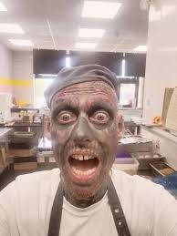 Ireland's most tattooed man' adds Kray twins portraits to his back for  sentimental reason