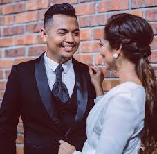 Saat bahagia ippo hafiz featuring sheryl shazwanie lagu : Betul Ke Ippo Hafiz Kahwin Senyap Senyap Sensasi Selebriti