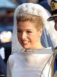 Haar vader, jorge zorreguieta, is tijdens deze periode. Crown Princess Maxima Zorreguieta Smiles As She Leaves The Church Princess Maxima Royal Weddings Wedding
