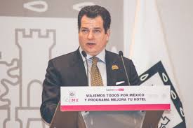 La relación entre ellos y micky viene de varias décadas atrás, concretamente en los ochenta y gracias a su amistad con miguel alemán magnani, nieto del ex presidente miguel alemán valdés. Fahrlvjondakum