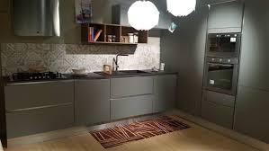 Tende moderne cucina good download by with tende moderne cucina cucine scavolini rustiche cerca con google piastrelle risultati immagini per piccole cucine ad angolo chata nel. Cucina Ad Angolo Con Colonna Dispensa Angolare Con Pensili Completa Di Elettrodomestici Whirpool