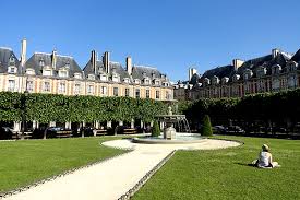 Place Des Vosges E Maison Victor Hugo Passeio Casado E Gratuito Em Paris Paris O Turista Passeio
