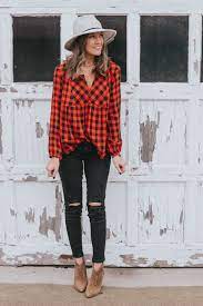A Comfortable And Cute Holiday Outfit And Gift Giving With Trollbeads Wishes Reality Fashion Clothes Women Outfits With Hats Fashion