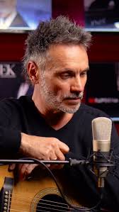 L’intuizione del grande Pippo Baudo., La quarta puntata di #NekHitsLaStoria  è adesso disponibile su YouTube , Link al video in bio e storie 👈🏻,  #LeiGliAmiciETuttoIlResto, #DimmiCosÈ