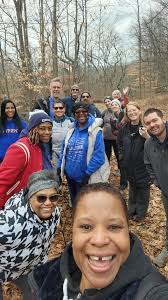 DT I would like to say if it wasn't for your time with Donna the site would  wouldn't happen, always there to help, happy new year,xx