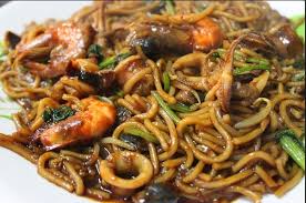 Resepi Mee Goreng Basah Paling Sedap Senang Nak Buat Kompom Menjadi Resepi Favourite Asian Fusion Recipes Asian Noodle Recipes Cooking Recipes