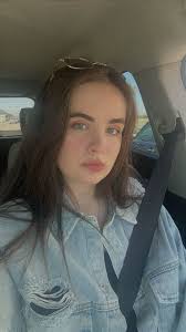 Delete if now allowed but I really need some friends especially ones that  love halloween and fall I'm 21 and would love to get to know a wide variety  of people around