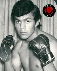 TRIVIA! ¿A qué edad se proclamó campeón Pipino cuevas y en qué categoría?  #TotalBox🥊