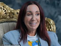 Sharyn Lee's Instagram, Twitter & Facebook