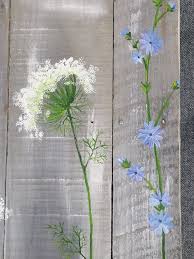 Art Mural Palette Verdure De Fleurs Sauvages Decor De Cuisine Bois Vieilli Gris Peint Des Fleurs Queen Ann Lace Shabby Rustique A La Main De Recuperation Art Mural Palette Art Mural
