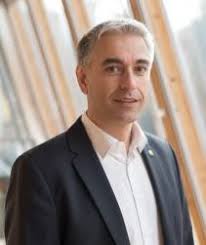 Renewable Heating and Cooling in Integrated Urban and Industrial Energy  Systems