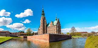 Detailed information about rosenborg palace (rosenborg slot), photos and reviews of visitors. Rosenborg Palace The Most Extraordinary Castle In Northern Europe
