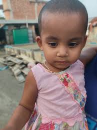 ছোট্ট একটি মুখে,...!!🥀 ফুটেছে চাঁদের আলো, নরম গালের টোকা পেলে, মনটা হয়ে  যায় ভালো...!!🥀 হাঁটতে শেখে ধীরে ধীরে, পড়ে আবার উঠে। শিশুরা যেন স্বপ্ন ...