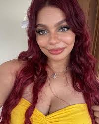 Amy Echeverry's Instagram, Twitter & Facebook