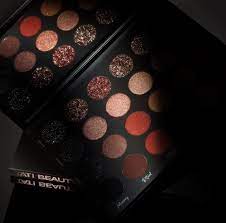 Liebe kunden, laut bundesverordnung benötigen sie … Tati Beauty Textured Neutrals Vol 1 4 Textures 6 Tones Endless Possibilities Tatibeauty Texturedneutrals Justgettingstarted Facebook