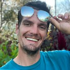 What steps would be taken to explore an alien world?