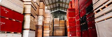 Dengan menggunakan kayu albasia, triplek jenis ini terbilang lebih lembut daripada triplek yang terbuat dari bahan kayu angsana ataupun sengon. Toko Triplek Malang