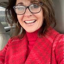 Jennifer Cefalu's Instagram, Twitter & Facebook