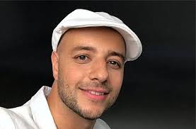 Musik video dari versi ramadan yang berbahasa inggris ini. Lirik Lagu Ramadhan Maher Zain Dalam Bahasa Inggris Dan Bahasa Indonesia Matamata Line Today