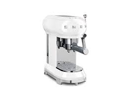 In this article, we will be introducing you to some of the best milk frothers to get that amazing foamy layer on top of your coffee at the convenience of home. Built In Coffee Machines Smeg