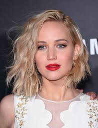 Hair cut for round face, chubby cheeks, pear shaped face. Best Haircuts For Round Faces Fashionarrow Com