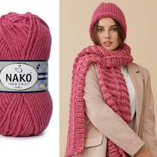 Nako Moher Delicate Bulky Ve Nako Moher Delicate Ile Orulen Cok Kullanisli Bu Atki Bere Takimimizi Kime Ormek Isterdiniz Model Anlat 2020 Bere Kadin Modasi Kadin