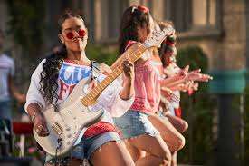 Old navy provides the latest fashions at great prices for the whole family. H E R Old Navy Campaign Hear Singer Cover George Michael Freedom Rolling Stone