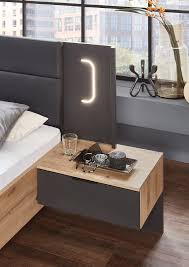 Aide à créer une ambiance apaisante et charmante dans la chambre. Lits Chambre Literie Lit Chevets Design Vick 180 X 200 Cm Chene Artisan Tete Cuir Synthetique Inside75