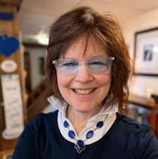 Do you need total silence to read or can you read with background noise?