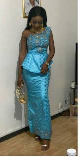 128 pages cartes à gratter brillantes. 100 Idees De Bazin Riche Avec Broderie En 2021 Mode Africaine Robe Tenue Africaine Mode Africaine