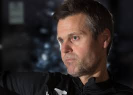 Kjære Kjetil Knutsen: Når <br>skal du ta grep?