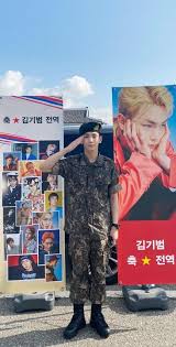 Welcome Back Shinee Kim Kibum Jonghyun