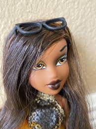 Bratz MGA 2001, 10” Doll “Passion 4 Fashion, Sasha” redressed in great  condition