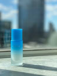 A hypoallergenic eye gel that visibly brightens and improves the look of elasticity around the eyes while revitalizing moisture for up to 24 hours. Laneige Eye Sleeping Mask One Of The Best Eye Creams For Night And Best Sleeping Mask For Eyes