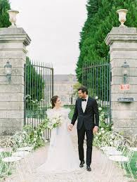 Gift cards are a great wedding gift for an older couple, especially if they're moving into a new home. Wedding Gift Ideas Every Couple Will Love