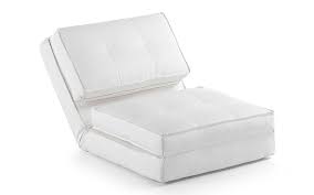 Un letto pensato come protagonista dello spazio dove spicca la testata, ispirata nelle linee curve che avvolgono il piano di riposo alla poltrona da cui prende il nome. Poltrona Letto Utility 75 Poltrona Letto Tomasucci Kona Rosa Cipria 3347 Tomasucci 2016 Prathama Raghavan