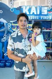 Richard kristian rama gutierrez, more popularly known as richard gutierrez (born january 21 gutierrez is the son of former philippine cinema matinee idol eddie gutierrez and former actress. Daddy Dong And Zia At Kai S 1st Birthday Party Team Dantes