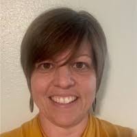 Sara Connors's Instagram, Twitter & Facebook