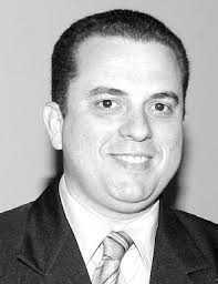 A história de uma menina de tranças que virou logomarca