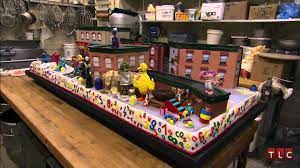 The staff of carlo's bakery in hoboken, new jersey, led by buddy valastro, shows how it prepares elaborate themed cakes for various occasions. All The Weirdest Cakes Cake Boss Youtube