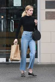 These Are The Perfect T Shirts Celebrities Wear With Jeans Celebrity Style Casual Celebrity Style Jeans Celebrity Street Style