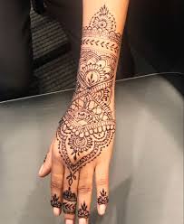 Jagua Tattoo Henna Tattoo In 2020 Henna Tattoo Designs Henna Tattoo Jagua Tattoo