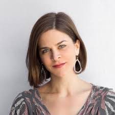 Kate Holcomb's Instagram, Twitter & Facebook